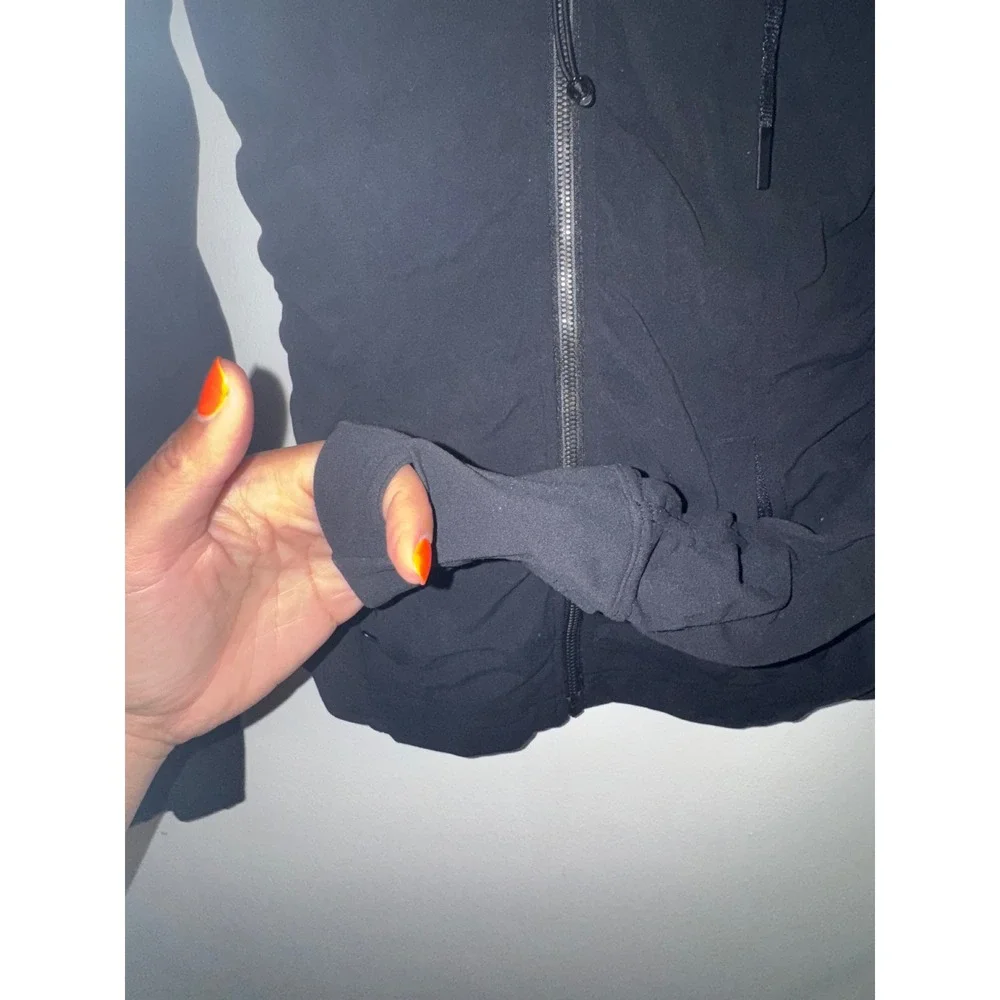 Lululemon Beyond the Studio Jacket Black Ruched Full Zip Hooded Size 4